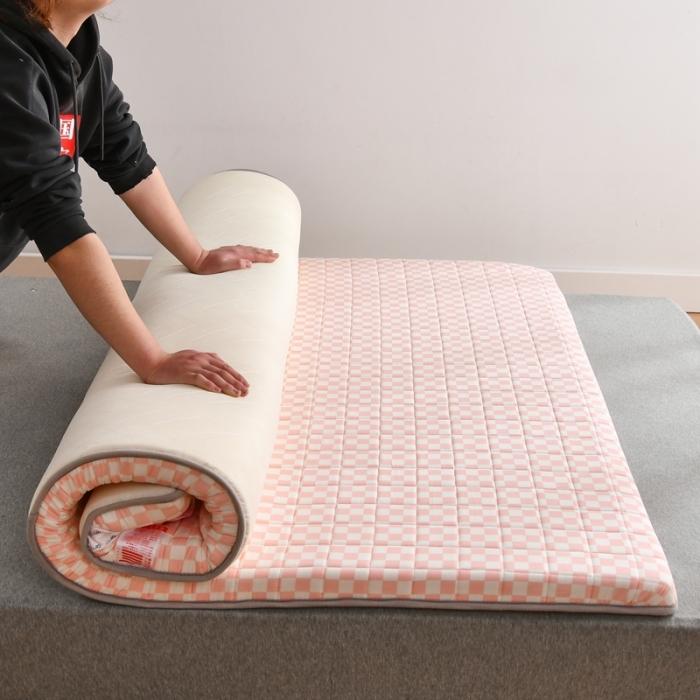 91家纺网 家纺一手货源 找家纺 鑫钰  2023全棉新款全棉棋盘格榻榻米加厚床垫 棋盘格 粉