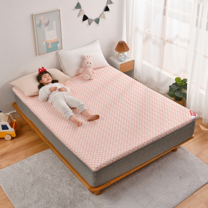 91家纺网 家纺一手货源 找家纺 鑫钰  2023全棉新款全棉棋盘格榻榻米加厚床垫 棋盘格 粉