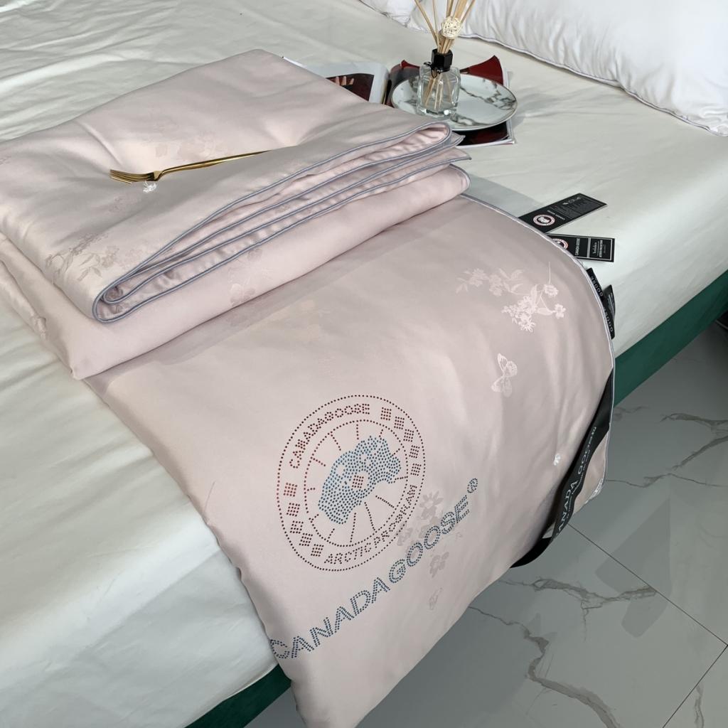 91家纺网 家纺一手货源 找家纺 （总）大鹅被子夏凉被春秋冬被子微商爆款全棉莫代尔提花被芯