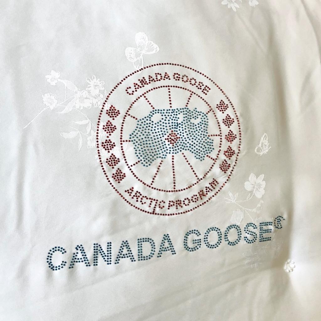 91家纺网 家纺一手货源 找家纺 大鹅被夏凉被春秋冬被子微商爆款全棉莫代尔提花被芯 经典白