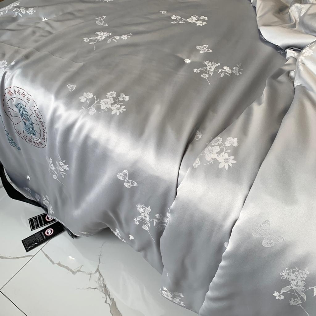 91家纺网 家纺一手货源 找家纺 大鹅被夏凉被春秋冬被子微商爆款全棉莫代尔提花被芯 经典灰