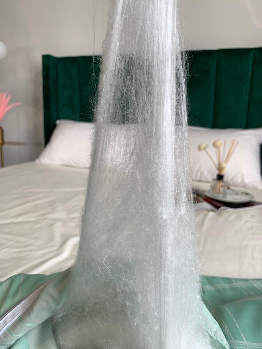 91家纺网 家纺一手货源 找家纺 大鹅被夏凉被春秋冬被子微商爆款全棉莫代尔提花被芯 条格绿