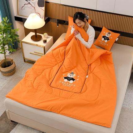 91家纺网 家纺一手货源 找家纺 2022帽子熊毛巾绣四季款抱枕被 帽子熊-橘