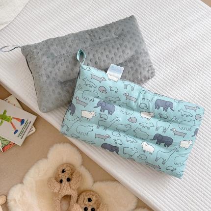 星期八 2022新款全棉豆豆枕30*50cm 动物园