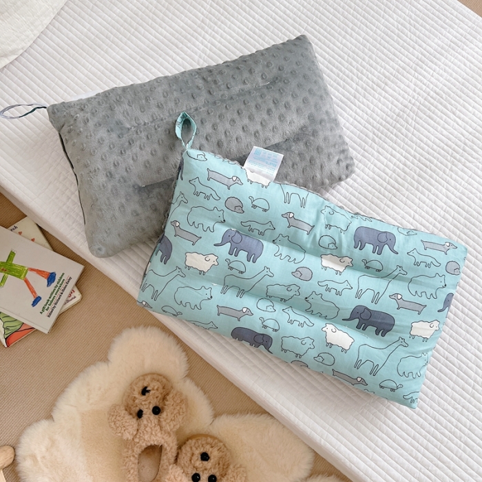 91家纺网 家纺一手货源 找家纺 星期八 2022新款全棉豆豆枕30*50cm 动物园