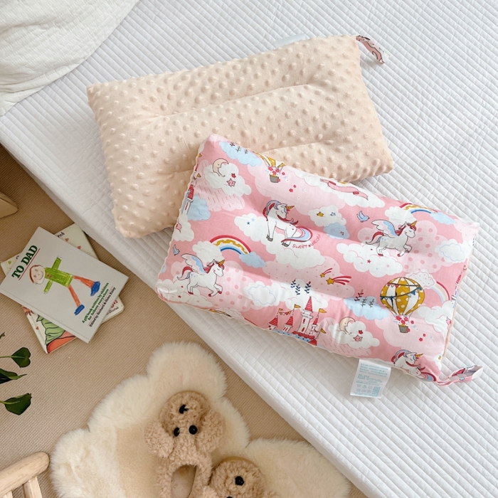 91家纺网 家纺一手货源 找家纺 星期八 2022新款全棉豆豆枕30*50cm 独 家马