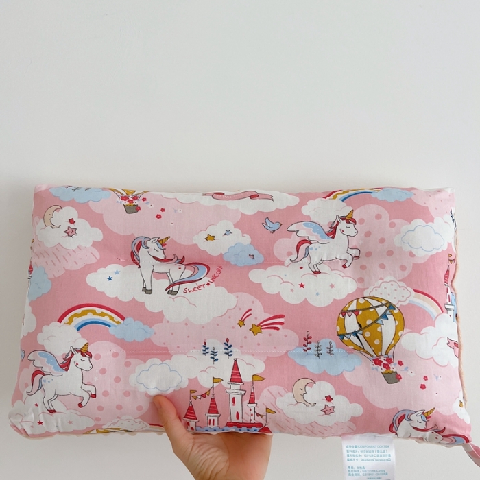 91家纺网 家纺一手货源 找家纺 星期八 2022新款全棉豆豆枕30*50cm 独 家马