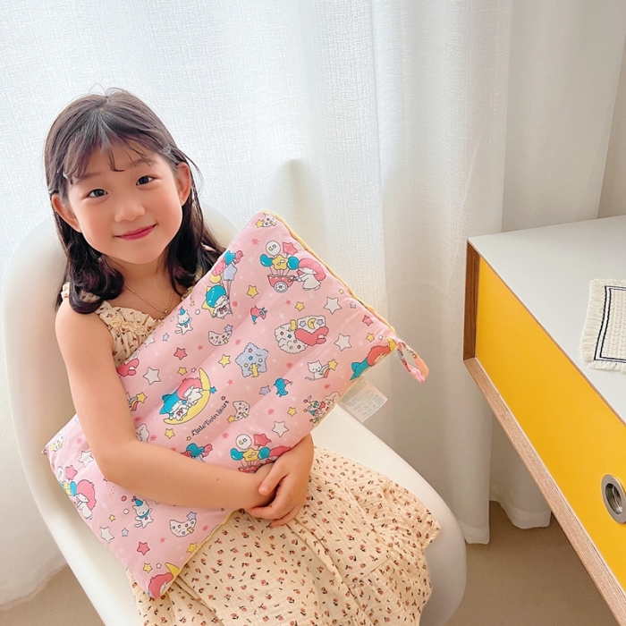 91家纺网 家纺一手货源 找家纺 星期八 2022新款全棉豆豆枕30*50cm 情侣