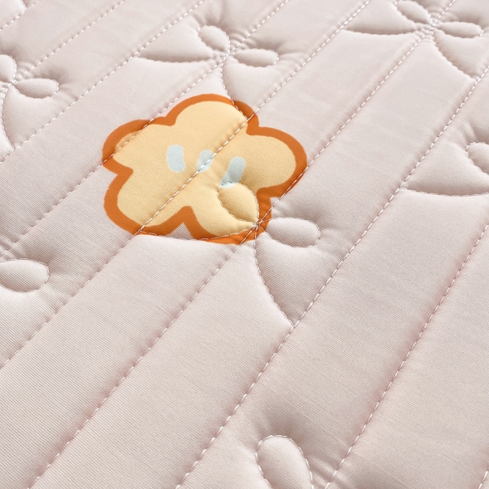 91家纺网 家纺一手货源 找家纺 沐慕 2022新款工艺款大版乳胶凉席 花花女孩-粉