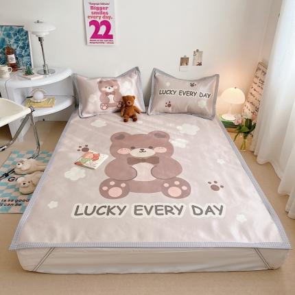 91家纺网 家纺一手货源 找家纺 川悦生活 2022新款宽边冰丝席实拍 云朵小熊