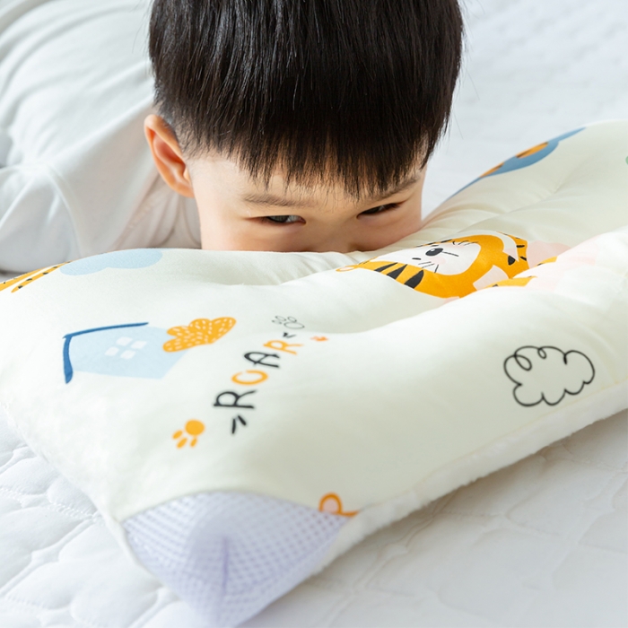 91家纺网 家纺一手货源 找家纺 多点家居 2022新款全棉儿童豆豆枕 猛虎漫步