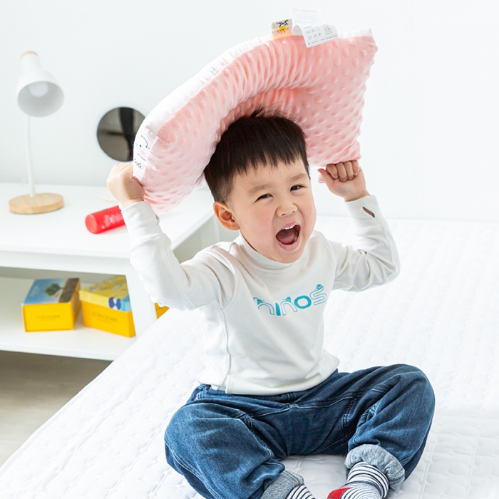 91家纺网 家纺一手货源 找家纺 多点家居 2022新款全棉儿童豆豆枕 甜蜜彩虹