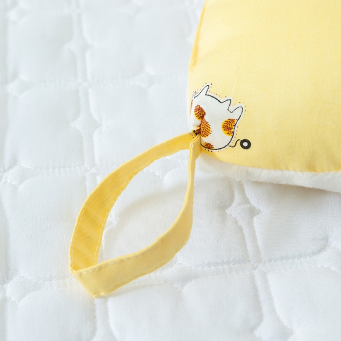 91家纺网 家纺一手货源 找家纺 多点家居 2022新款全棉儿童豆豆枕 鹿哟哟