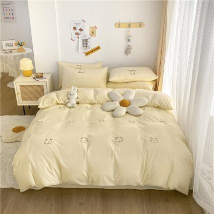 91家纺网 家纺一手货源 找家纺 （总）琪格格2022年新款纯棉色织水洗棉绣花嘟嘟熊