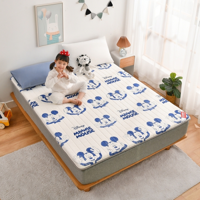 91家纺网 家纺一手货源 找家纺 鑫钰 2023新款迪士尼纯棉抗菌加厚床垫 米奇-兰