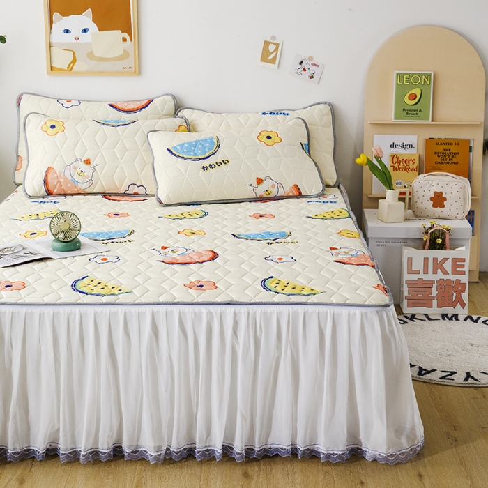 91家纺网 家纺一手货源 找家纺 纽缦家纺 2022新款卡通菱形格床单床裙系列 大西瓜