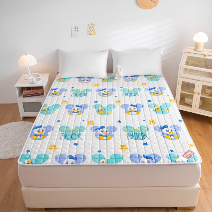 91家纺网 家纺一手货源 找家纺 鑫钰 2023新款迪士尼全棉床护垫榻榻米软垫 纳德宝宝