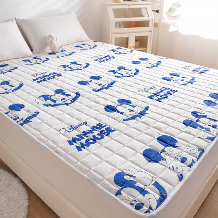 91家纺网 家纺一手货源 找家纺 鑫钰 2023新款迪士尼全棉床护垫榻榻米软垫 米奇-兰
