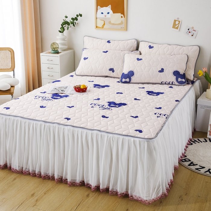 91家纺网 家纺一手货源 找家纺 纽缦家纺 2022新款卡通菱形格床单床裙系列 晚安米奇