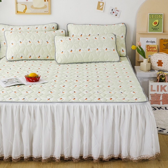 91家纺网 家纺一手货源 找家纺 纽缦家纺 2022新款卡通菱形格床单床裙系列 小菠萝