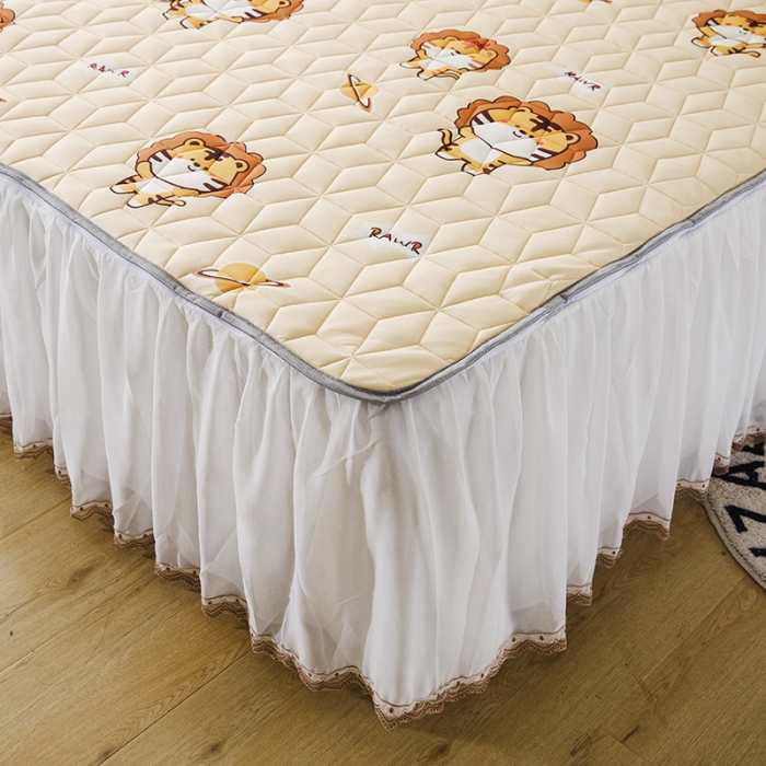 91家纺网 家纺一手货源 找家纺 纽缦家纺 2022新款卡通菱形格床单床裙系列 小伙伴