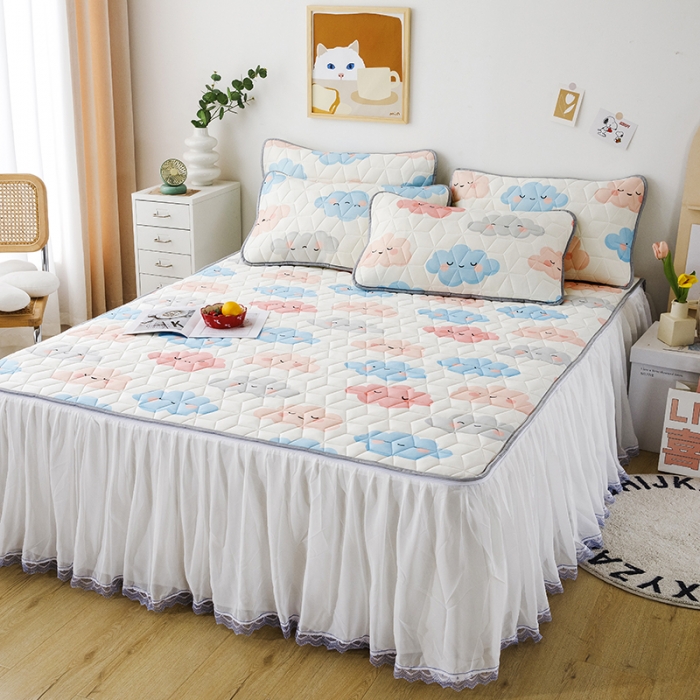 91家纺网 家纺一手货源 找家纺 纽缦家纺 2022新款卡通菱形格床单床裙系列 云朵朵