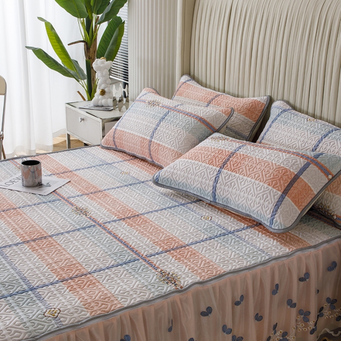 91家纺网 家纺一手货源 找家纺 纽缦家纺 2022新款花卉床裙三件套 大方格