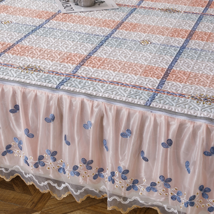 91家纺网 家纺一手货源 找家纺 纽缦家纺 2022新款花卉床裙三件套 大方格