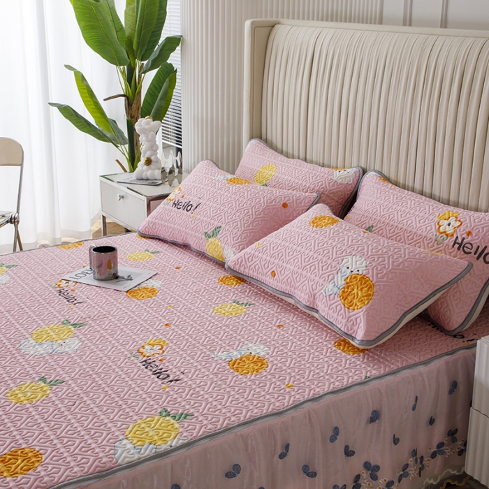 91家纺网 家纺一手货源 找家纺 纽缦家纺 2022新款花卉床裙三件套 柠檬熊粉