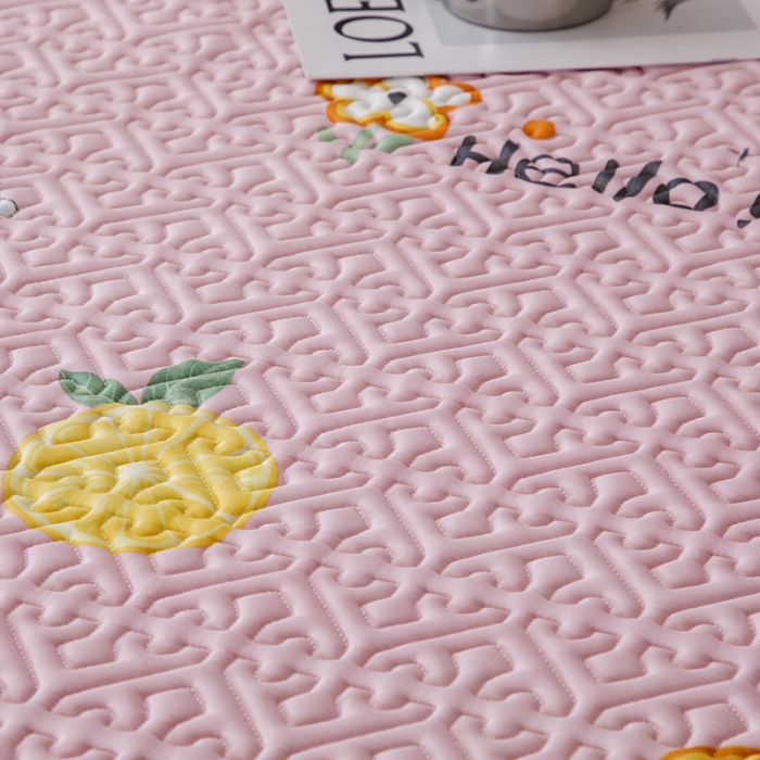 91家纺网 家纺一手货源 找家纺 纽缦家纺 2022新款花卉床裙三件套 柠檬熊粉