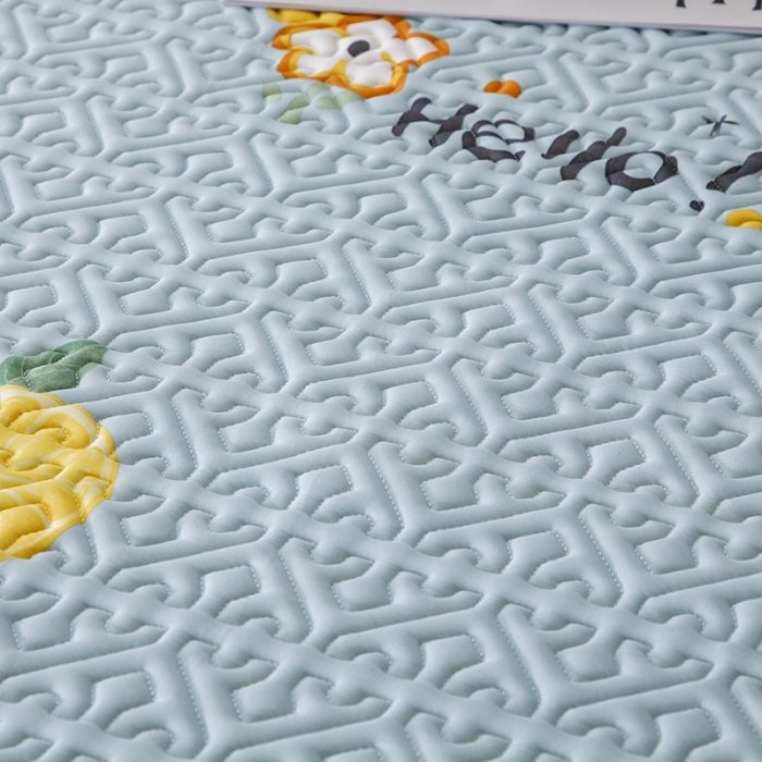 91家纺网 家纺一手货源 找家纺 纽缦家纺 2022新款花卉床裙三件套 柠檬熊蓝