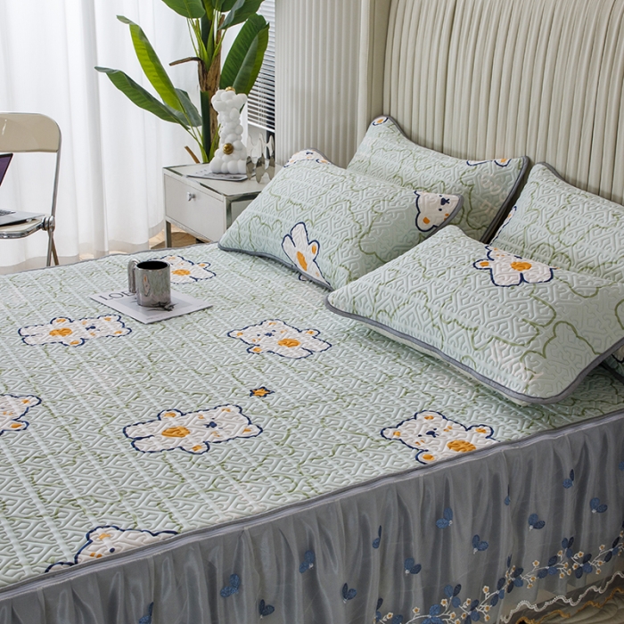 91家纺网 家纺一手货源 找家纺 纽缦家纺 2022新款花卉床裙三件套 心情熊