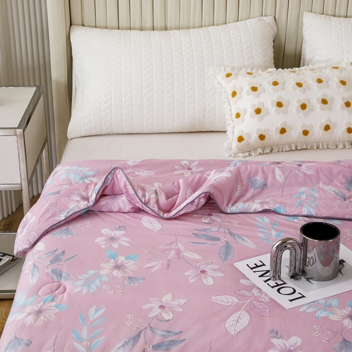 91家纺网 家纺一手货源 找家纺 纽缦家纺 2022新款花卉夏被 花间柔梦-粉