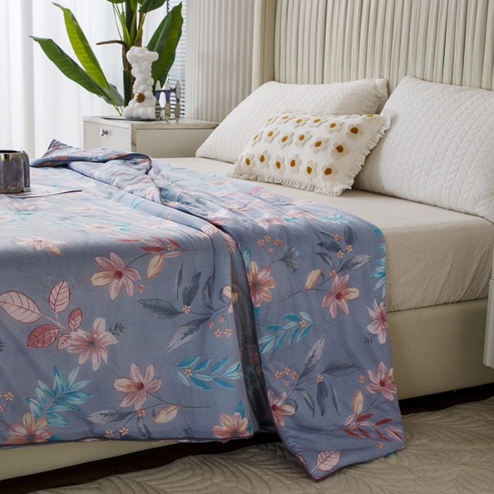 91家纺网 家纺一手货源 找家纺 纽缦家纺 2022新款花卉夏被 花间柔梦-兰