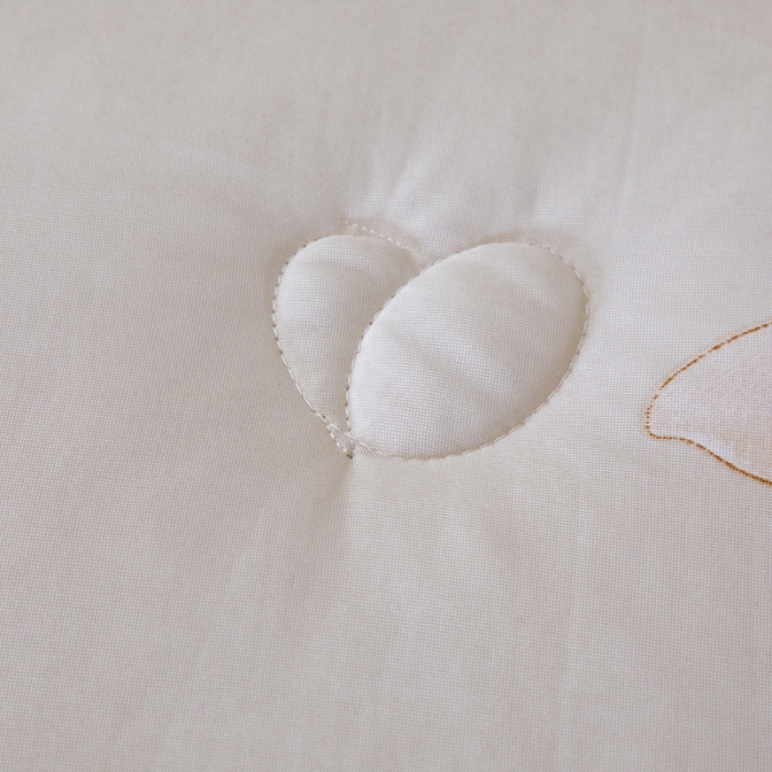 91家纺网 家纺一手货源 找家纺 纽缦家纺 2022新款花卉夏被 花间驼