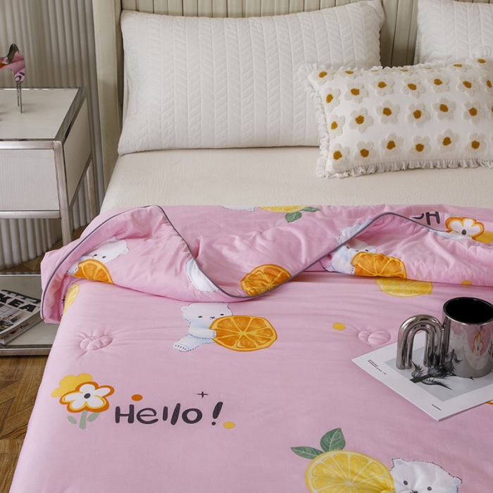 91家纺网 家纺一手货源 找家纺 纽缦家纺 2022新款花卉夏被 柠檬熊粉