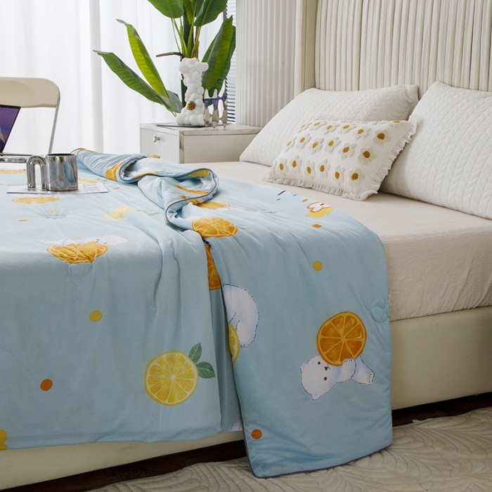 91家纺网 家纺一手货源 找家纺 纽缦家纺 2022新款花卉夏被 柠檬熊蓝