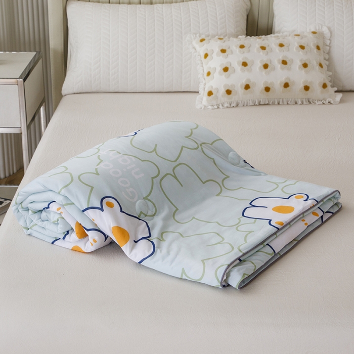 91家纺网 家纺一手货源 找家纺 纽缦家纺 2022新款花卉夏被 心情熊