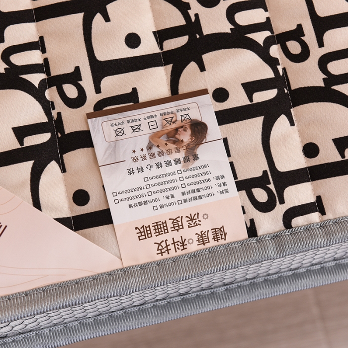 91家纺网 家纺一手货源 找家纺 亿丁点 2023新款磨毛床垫直播印花学生立体款 磨毛立体迪欧