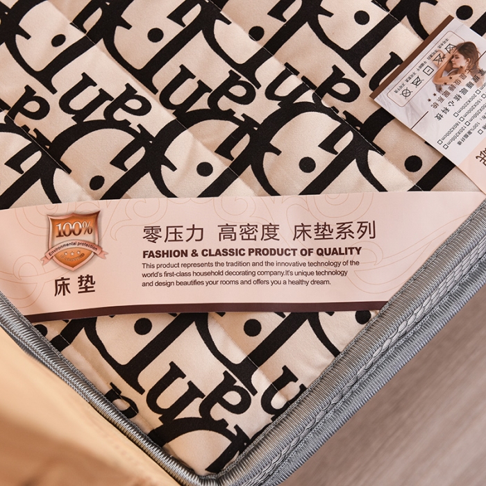 91家纺网 家纺一手货源 找家纺 亿丁点 2023新款磨毛床垫直播印花学生立体款 磨毛立体迪欧