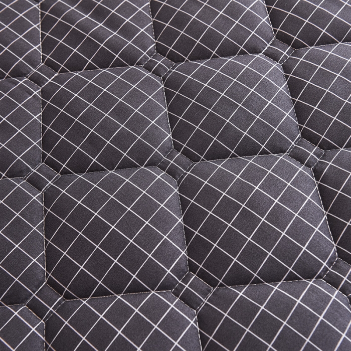 91家纺网 家纺一手货源 找家纺 亿丁点 2023新款磨毛床垫直播印花学生立体款 磨毛立体小黑格