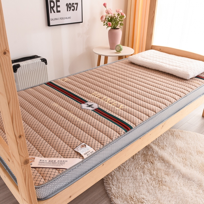 91家纺网 家纺一手货源 找家纺 亿丁点 2023新款磨毛床垫直播印花学生立体款 磨毛立体尊品格调