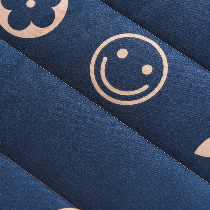 91家纺网 家纺一手货源 找家纺 亿丁点 2023新款磨毛床垫直播印花学生立体款 磨毛立体潮流熊