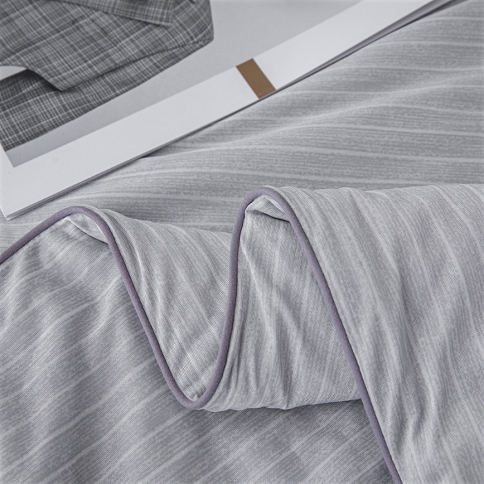 91家纺网 家纺一手货源 找家纺 纽缦家纺 2022新款纯色肌理纹夏被 肌理纹灰色