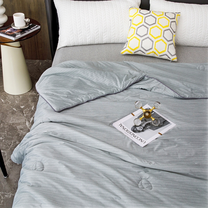 91家纺网 家纺一手货源 找家纺 纽缦家纺 2022新款纯色肌理纹夏被 肌理纹淡绿