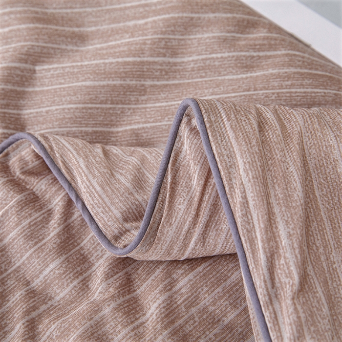 91家纺网 家纺一手货源 找家纺 纽缦家纺 2022新款纯色肌理纹夏被 肌理纹豆沙