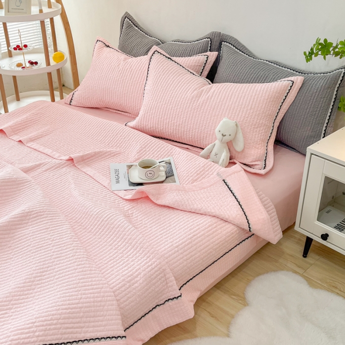 91家纺网 家纺一手货源 找家纺 （总）乐卧2025雅韵蕾丝花边手工花卉夏被四件套简版