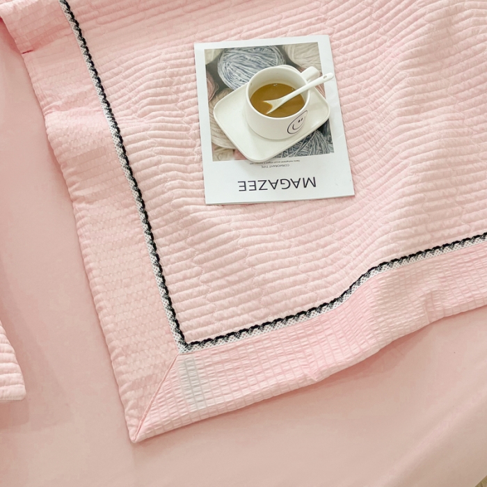 91家纺网 家纺一手货源 找家纺 （总）乐卧2025雅韵蕾丝花边手工花卉夏被四件套简版