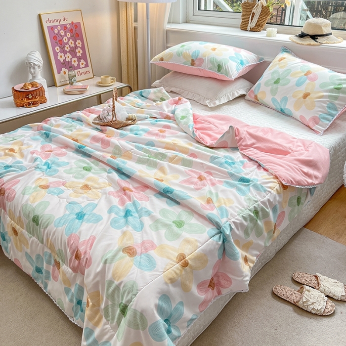 91家纺网 家纺一手货源 找家纺 慕尚 2025新款ins水洗小花边夏被 凝夏