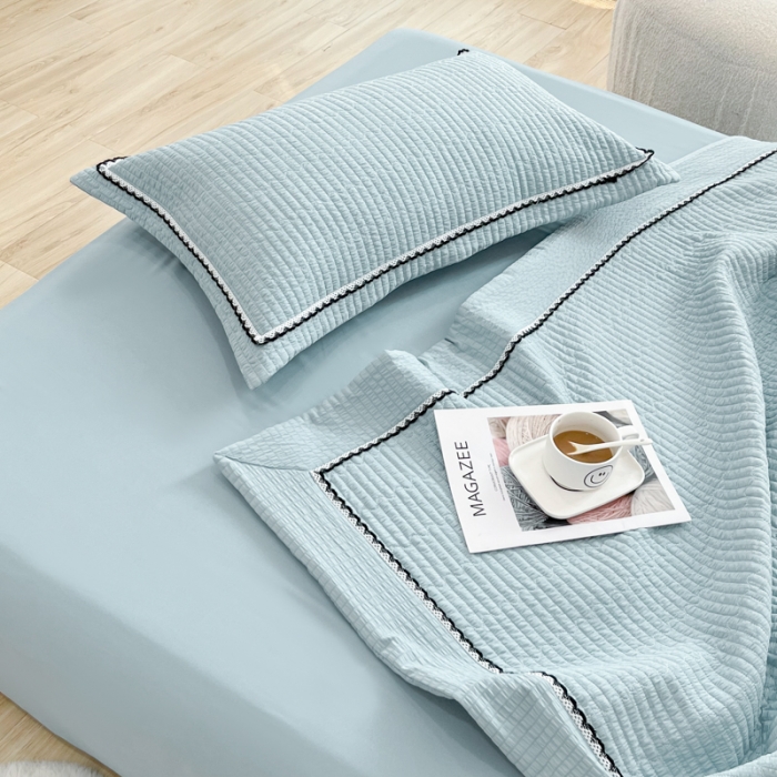 91家纺网 家纺一手货源 找家纺 乐卧2026雅韵蕾丝花边手工花卉夏被四件套简版 海盐蓝-简版